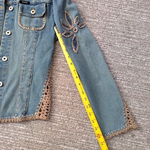 Vintage Bongo Womens (Small/3) Denim/Jean Jacket With Cream Crochet/Stitching - Picture 15 of 16